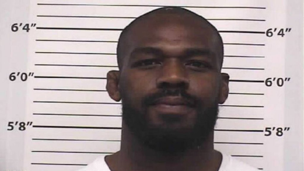Áudio da polícia mostra momentos antes da prisão de Jon Jones em Las Vegas