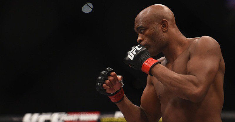 Em retorno ao UFC, Anderson Silva elogia adversário e promete: 'Vai ser uma luta incrível'