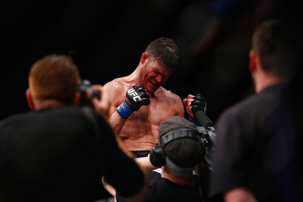 Spider desperdiça chance de finalizar, perde para Bisping e fala em “corrupção”