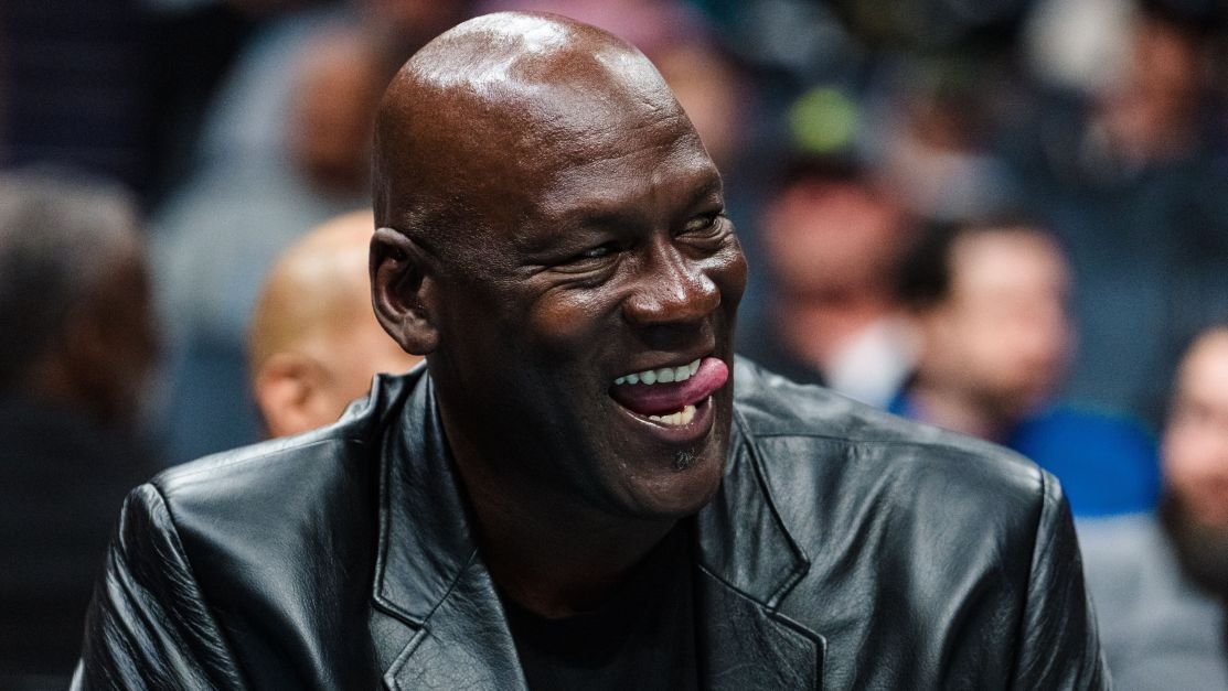 Salário de Michael Jordan em TV será maior do que 93% dos atletas da NBA